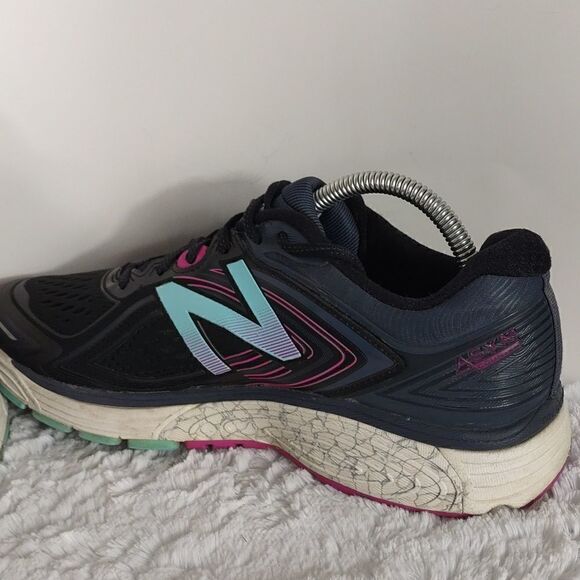 New Balance 860v8 Woman's Running Sneakers - Picture 4 of 9